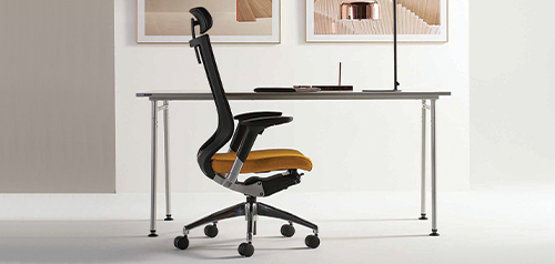 escritório moderno hotdesking hybrid work models, activity-based working co work Showroom de mobiliário de escritório em Lisboa, zona de Arroios, com exposição de cadeiras e mobiliário de escritório